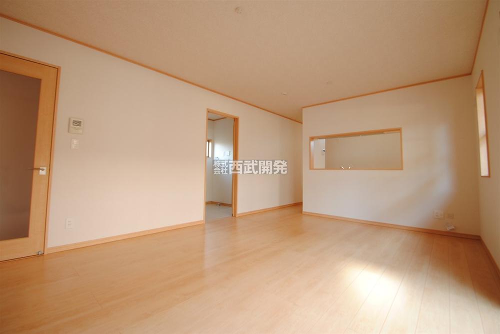 Living. Indoor (12 May 2013) Shooting