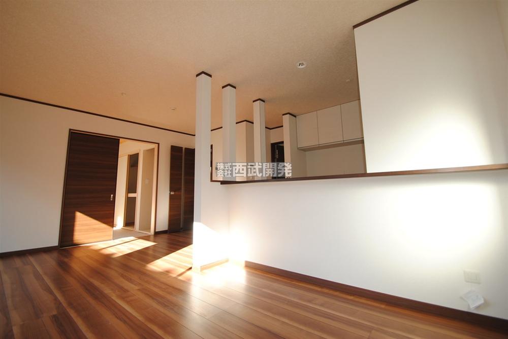 Living. Indoor (12 May 2013) Shooting