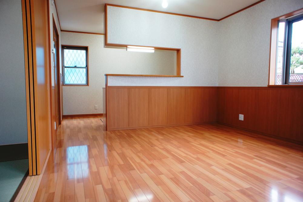 Building plan example (introspection photo). Living room of hard flooring material! 