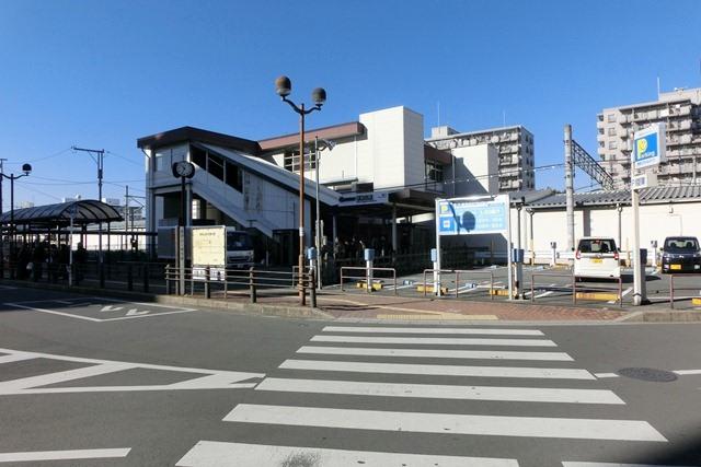 station. Shin Sayama Station south exit to 480m
