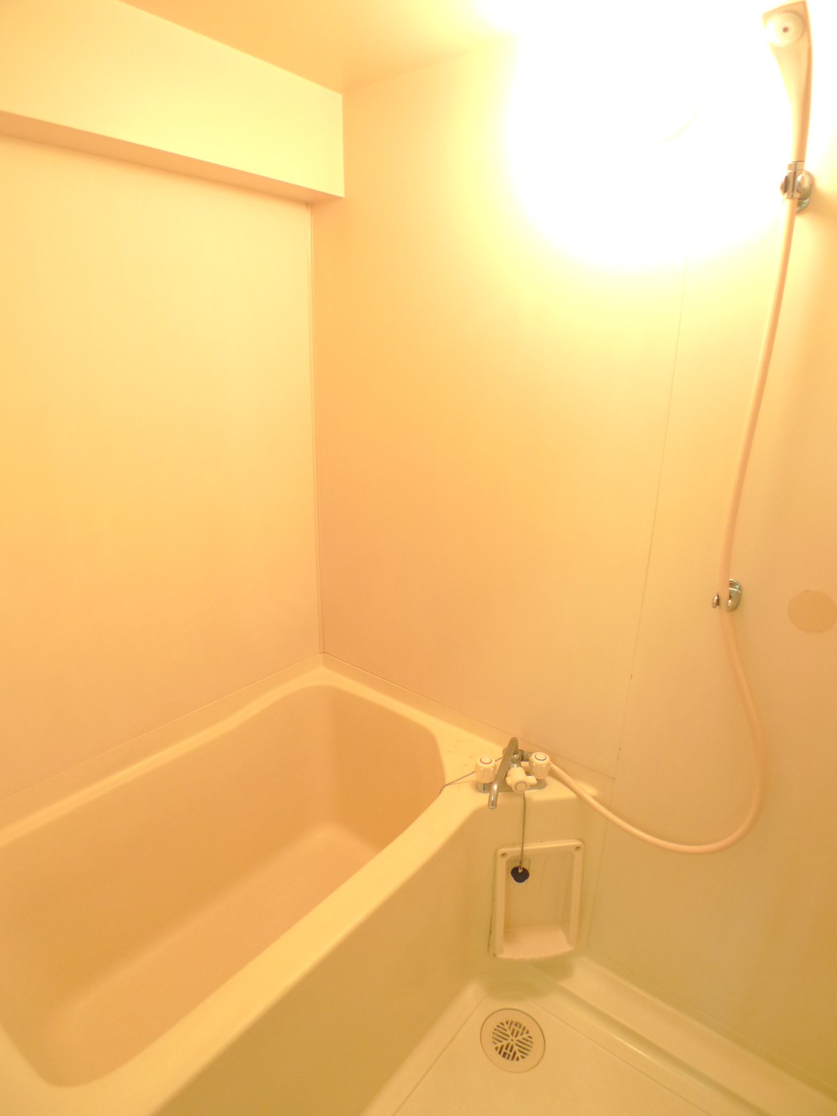 Bath. Bright Bathing