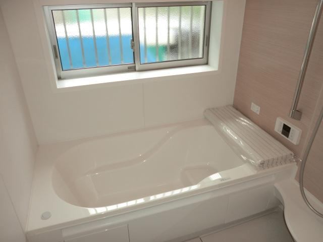 Bathroom. Indoor (September 2013) Shooting