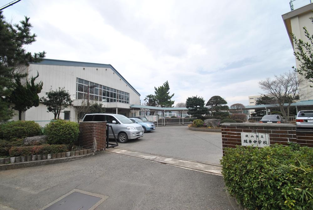 Junior high school. Horigane 2800m until junior high school