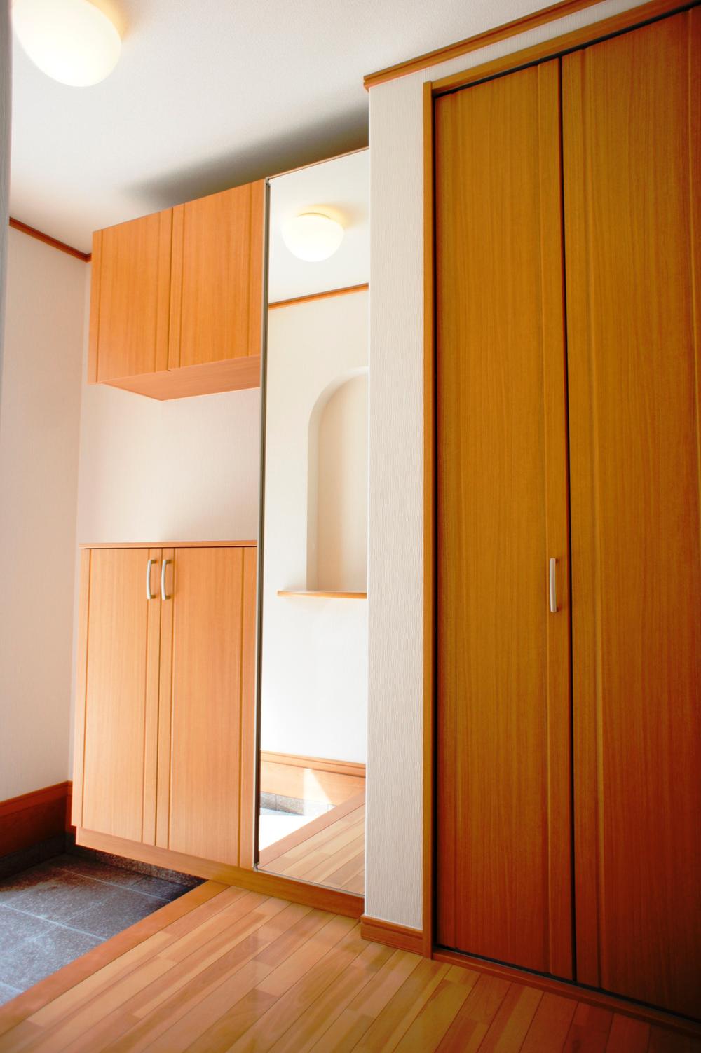 Other introspection. Same specifications construction cases