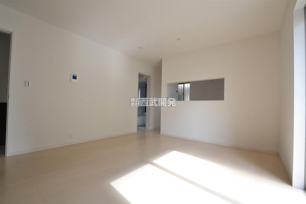 Living. Indoor (10 May 2013) Shooting