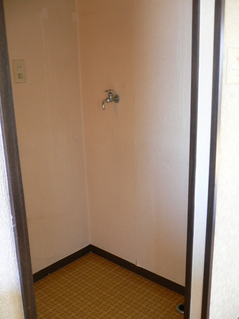 Other room space. Laundry Area