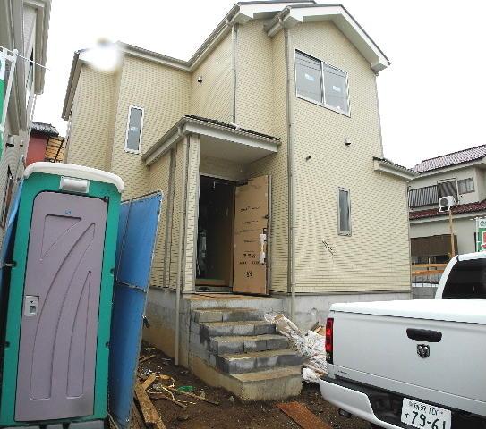 Local appearance photo. 1 Building appearance Parking space 2 cars allowed that definitive in the married couple (10 May 2013) Shooting