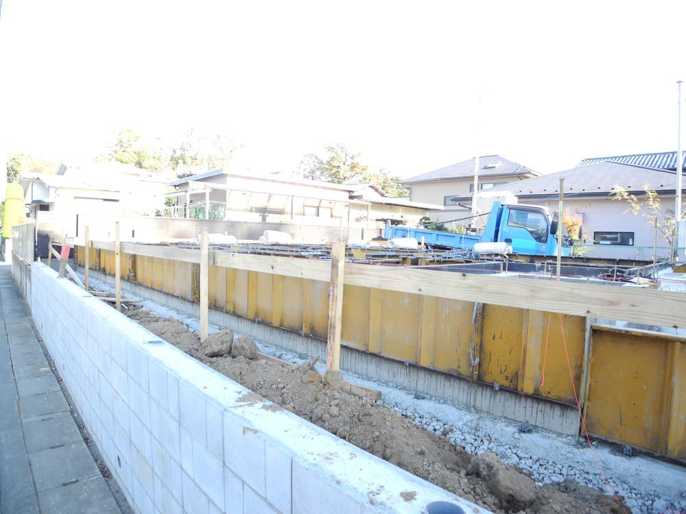 Local appearance photo. Local (12 May 2013) Shooting