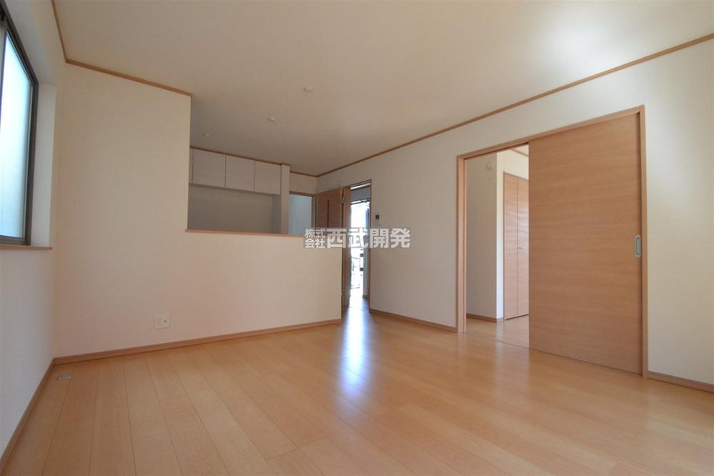 Living. Indoor (September 2013) Shooting