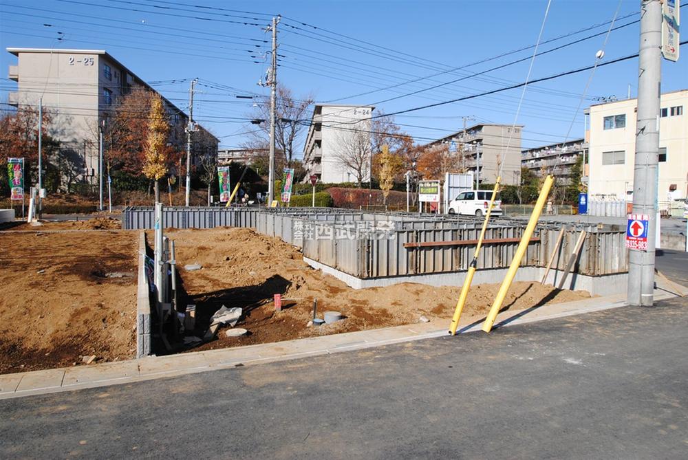 Local appearance photo. Local (12 May 2013) Shooting