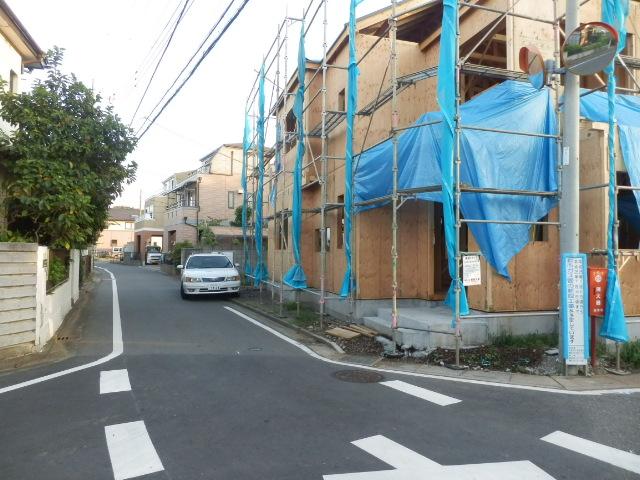 Local photos, including front road. Local (September 2013) Shooting