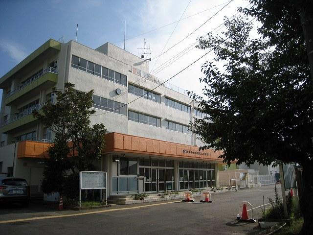 Primary school. Muneoka 495m to the third elementary school