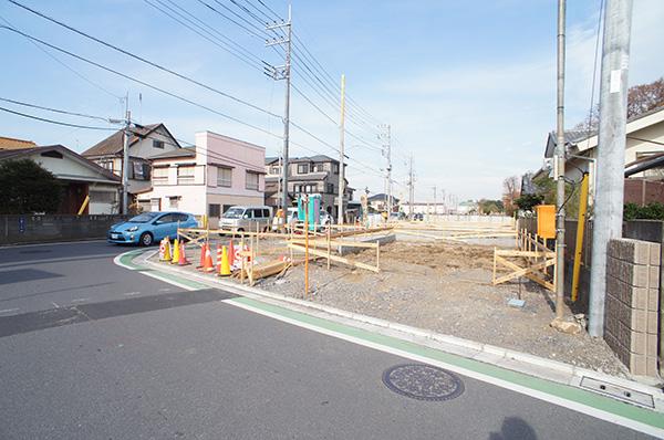 Local photos, including front road. Local (12 May 2013) Shooting