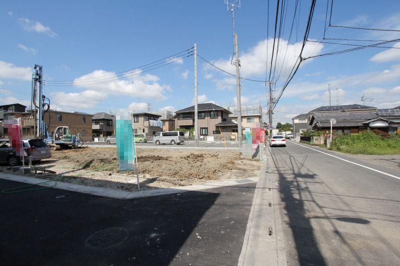 Local photos, including front road. Local (September 2013) Shooting