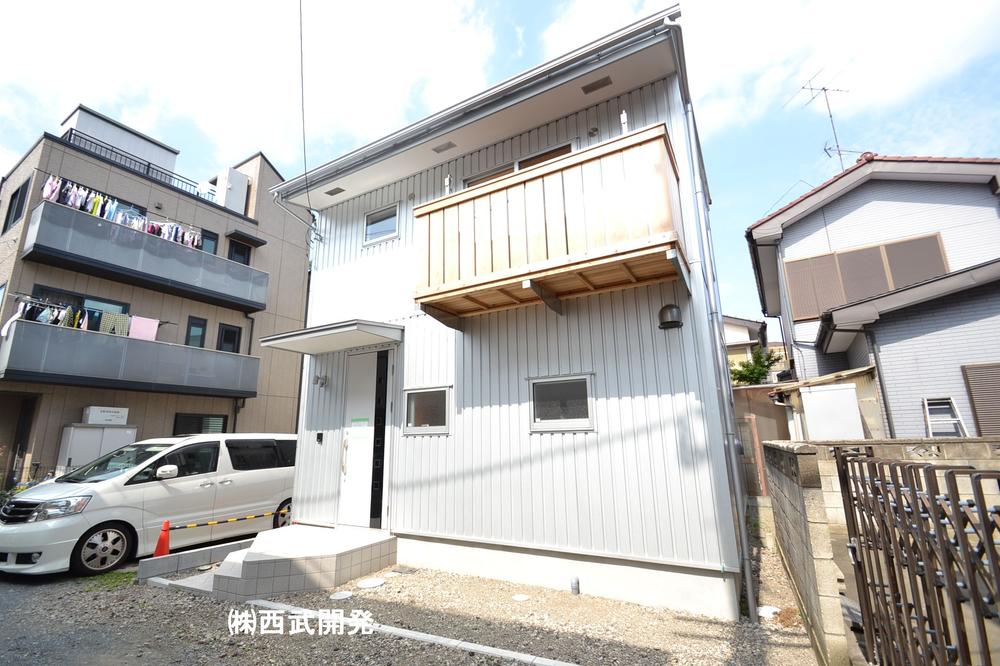 Local appearance photo. local