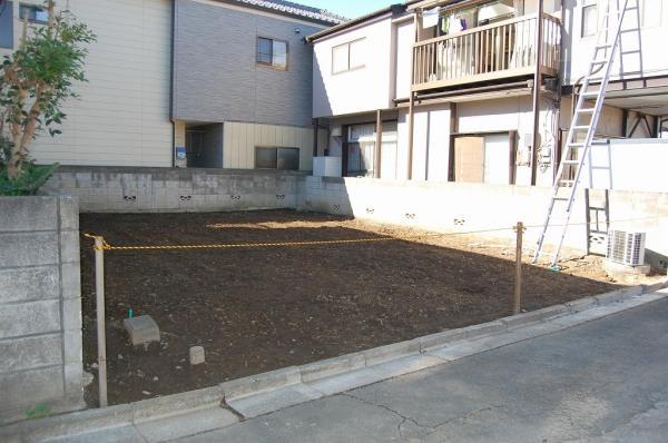 Local appearance photo. Local: 2013 November