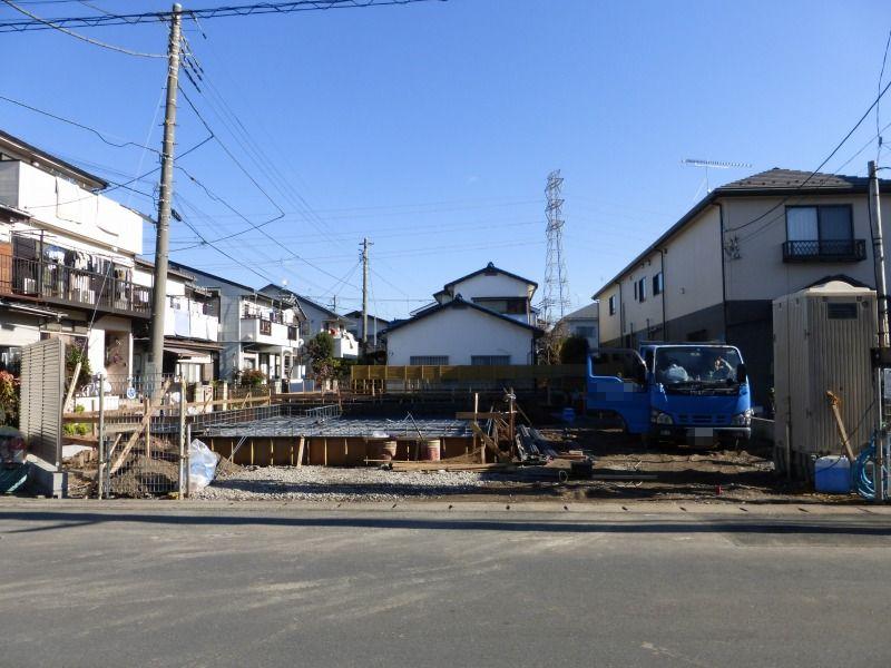 Local appearance photo. Local (12 May 2013) Shooting