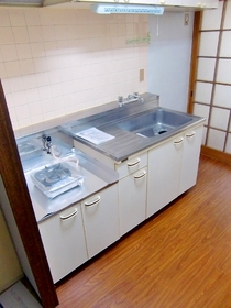 Kitchen. ◆ You can put two-burner gas stove ◆