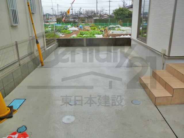 Local appearance photo. Local (12 May 2013) Shooting