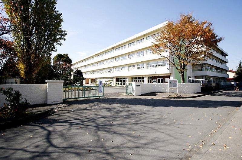 Junior high school. Shiki Municipal Shiki 545m until the second junior high school