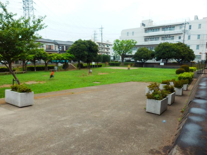 park. A 5-minute walk from the Kitano park (400m)