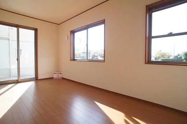 Living. Indoor (11 May 2013) Shooting 1 Building