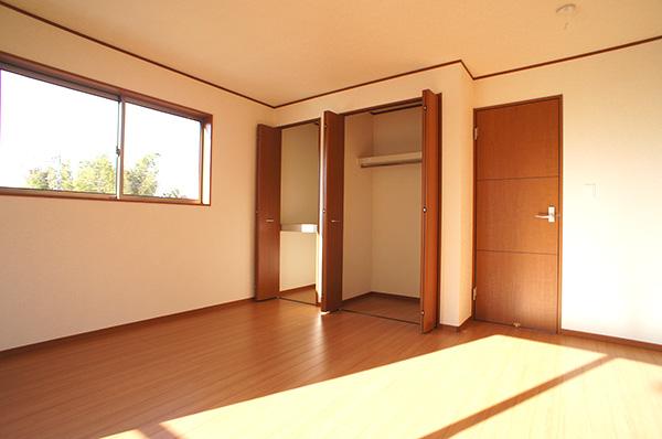 Non-living room. Indoor (11 May 2013) Shooting 1 Building