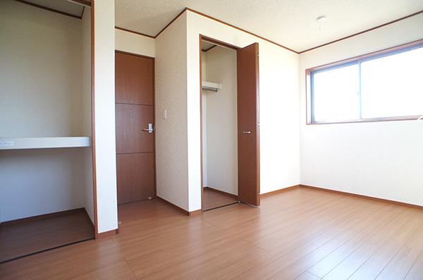 Non-living room. Indoor (11 May 2013) Shooting 1 Building