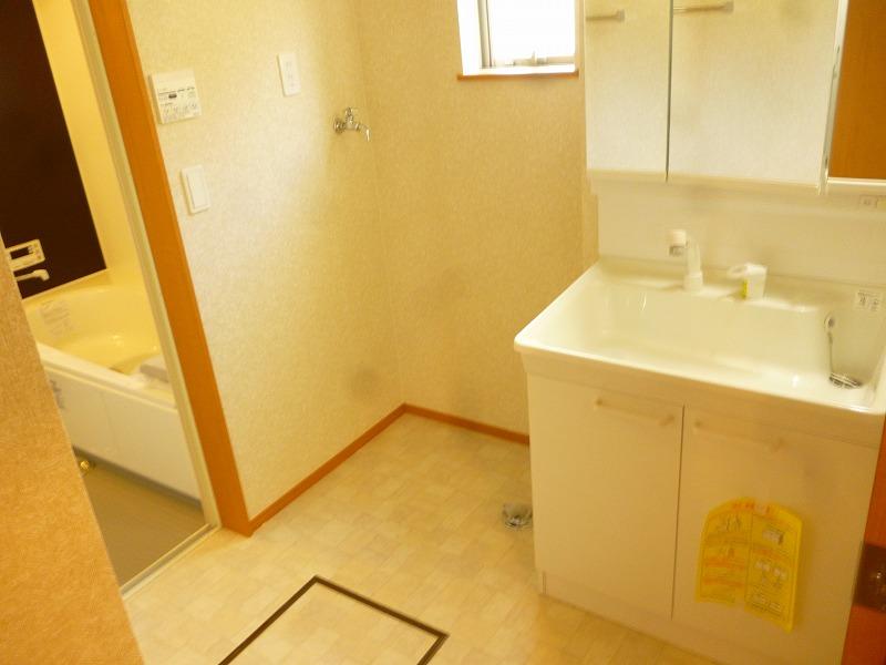 Wash basin, toilet. Building 2 Wash ・ Dressing room