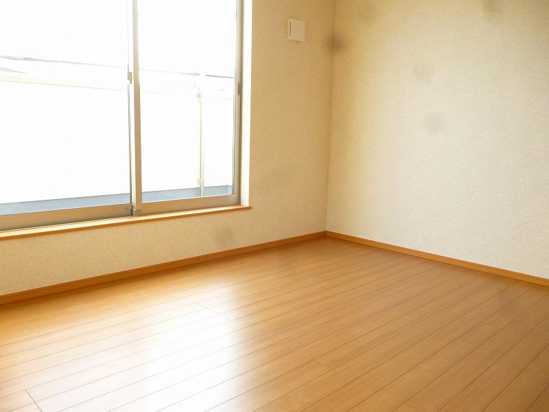 Non-living room. 4 Building Interior