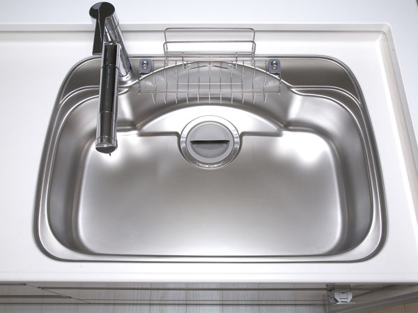 Kitchen.  [Low-noise specification sink with wire pocket] Suppress the reverberation when the flow of water. It will also be smooth conversation with family while cooking and cleaning up.  Is also a convenient wire pocket put a sponge and detergent.