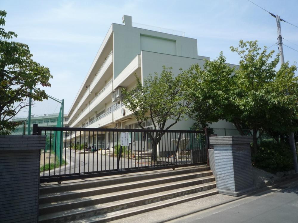 Junior high school. Shiki 1400m until junior high school