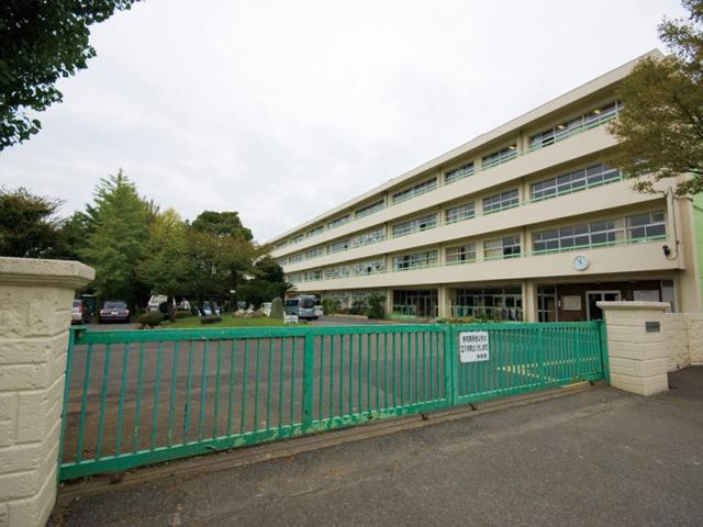 Junior high school. Shiki Municipal Shiki 400m until the second junior high school