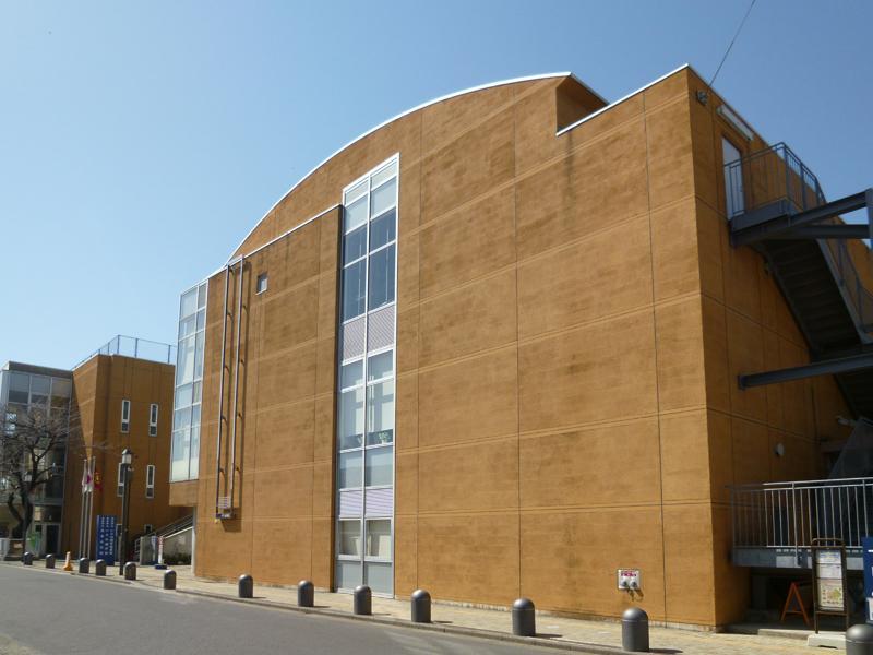 library. 320m until ABC Leisure education library ◆ Opening Hours: 9:30 am ~ 7:00 PM We also, such as "story-telling" and "talk meeting" by the day of the week.