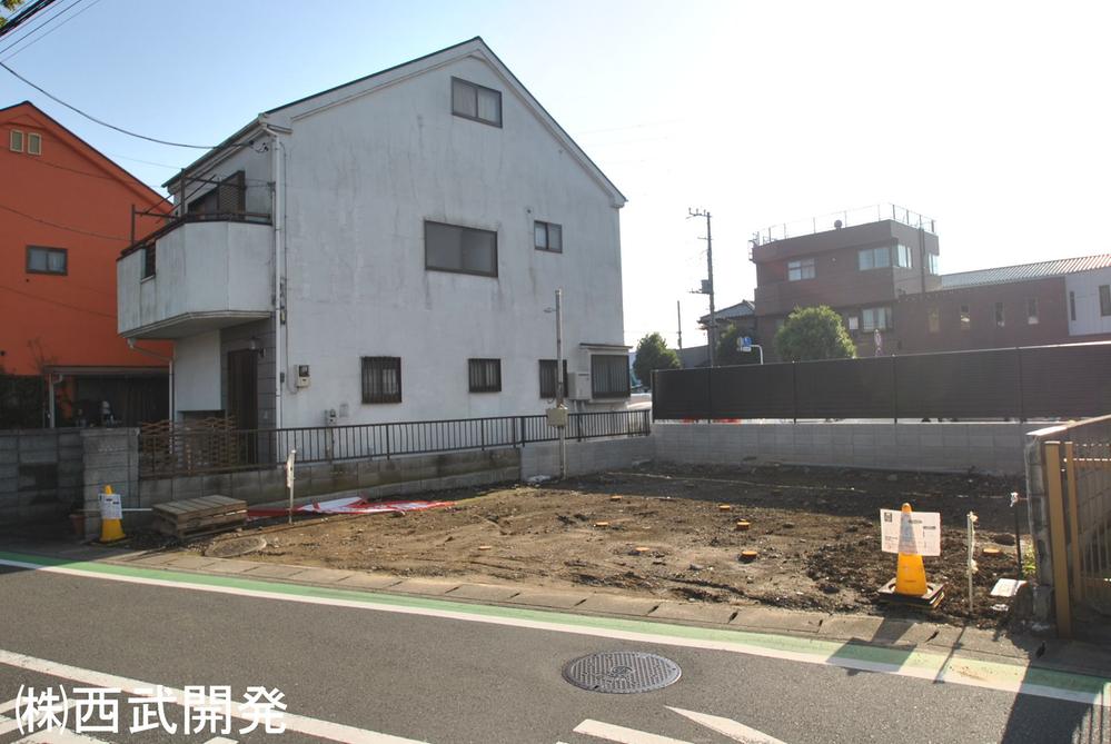 Local appearance photo. Local (10 May 2013) Shooting