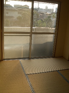 Living and room. Same property, Is another of the room.