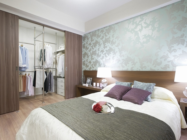 On one wall, It was installed storage capacity rich about 2.0 tatami of a walk-in closet Western-style 1