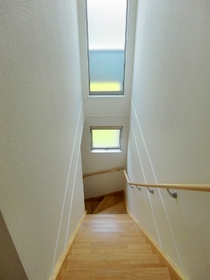 Other.  ◆ Stairs is also bright ◆