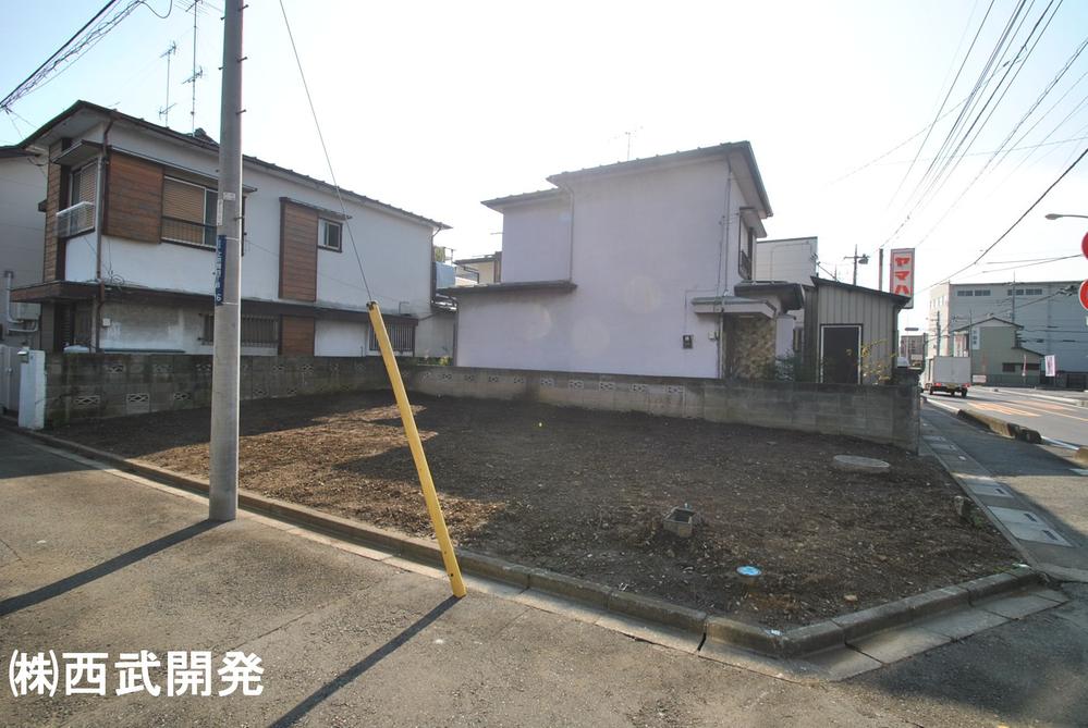 Local appearance photo. Local (10 May 2013) Shooting