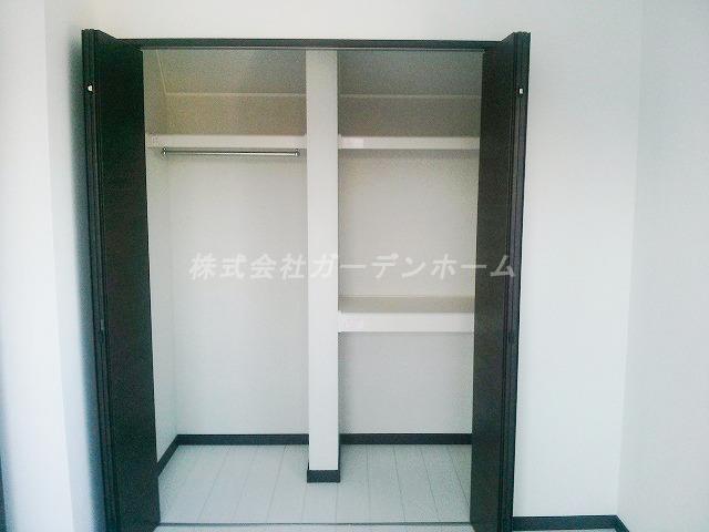 Receipt. Indoor (12 May 2011) Shooting