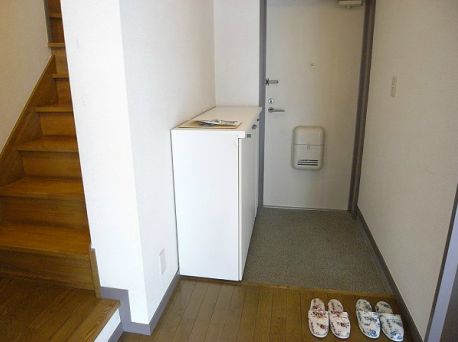 Entrance. Another Room No. reference photograph