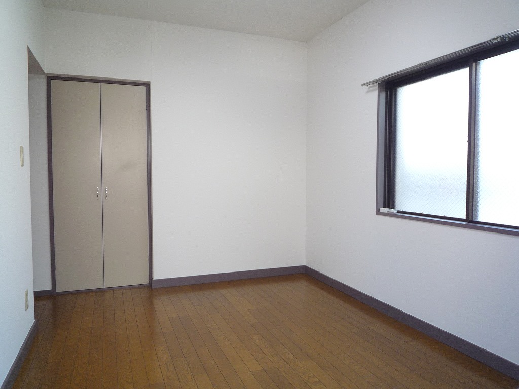 Other room space. Another Room No. reference photograph