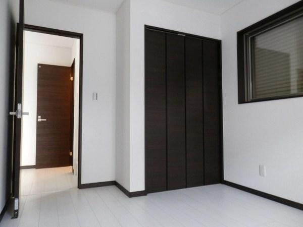 Non-living room. Indoor (11 May 2013) Shooting