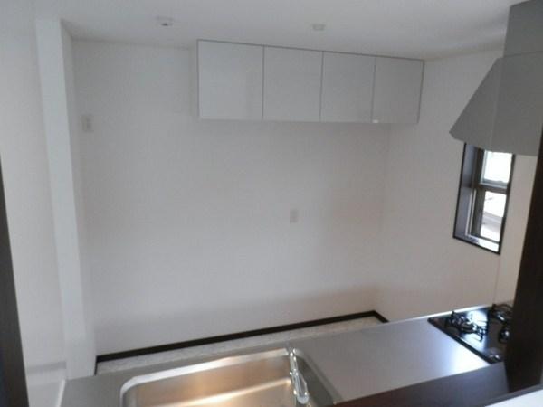 Kitchen. Indoor (11 May 2013) Shooting