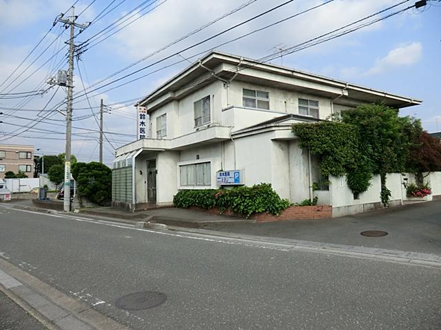 Hospital. 180m until Suzukiiin