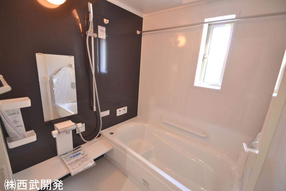 Bathroom. 1 Building