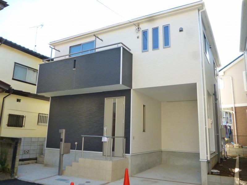 Local appearance photo. Building 2 (October 2013) Shooting