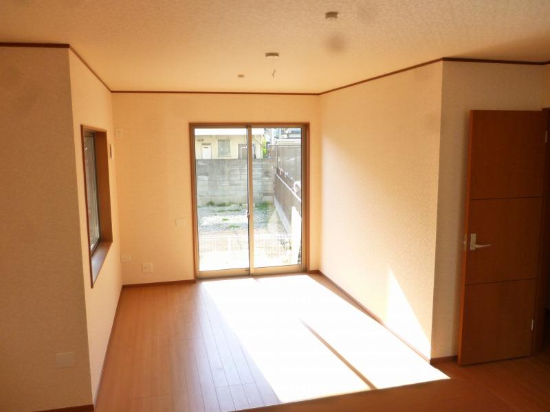 Living. Building 2 Living (October 2013) Shooting