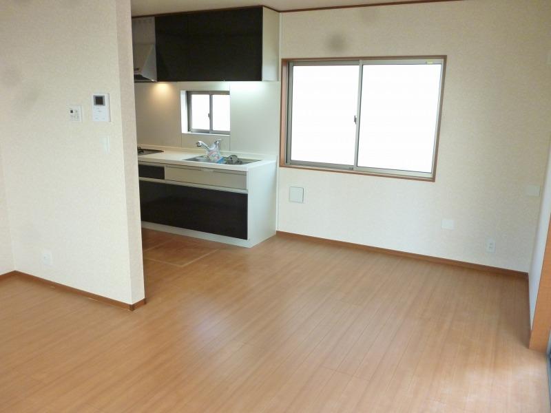 Living. 1 Building Living (October 2013) Shooting