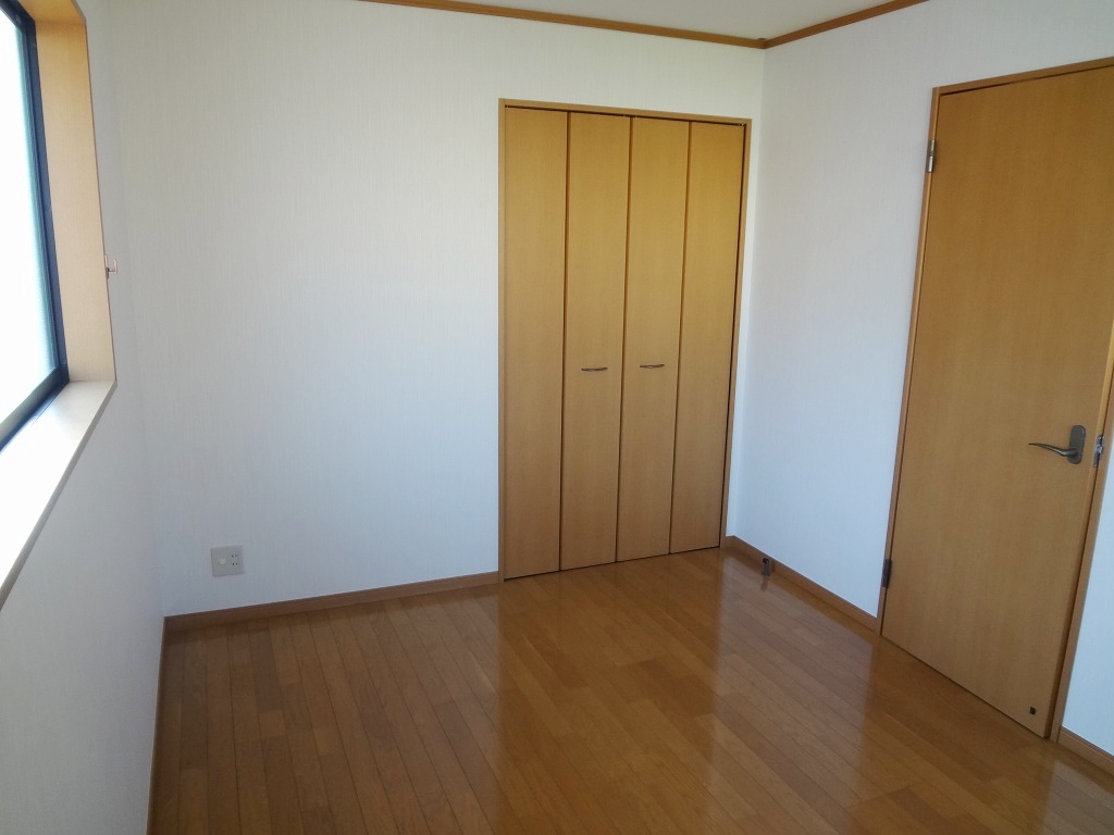 Other room space. Reference photograph